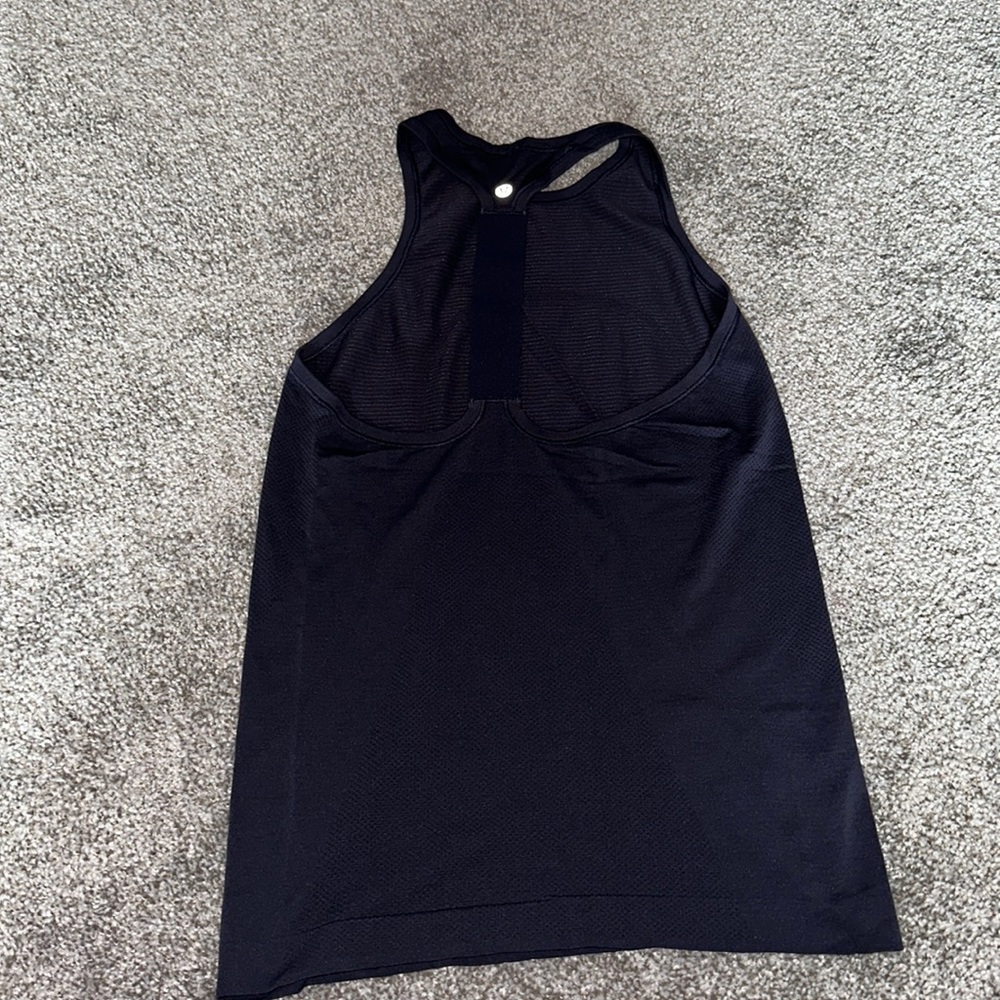 Lululemon navy blue tank top size 6